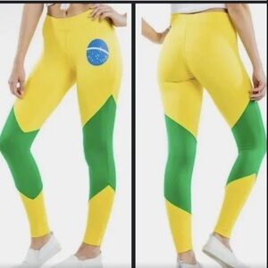 NWT• TIPSY ELVES WOMANS BRAZIL LEGGINGS•MEDIUM